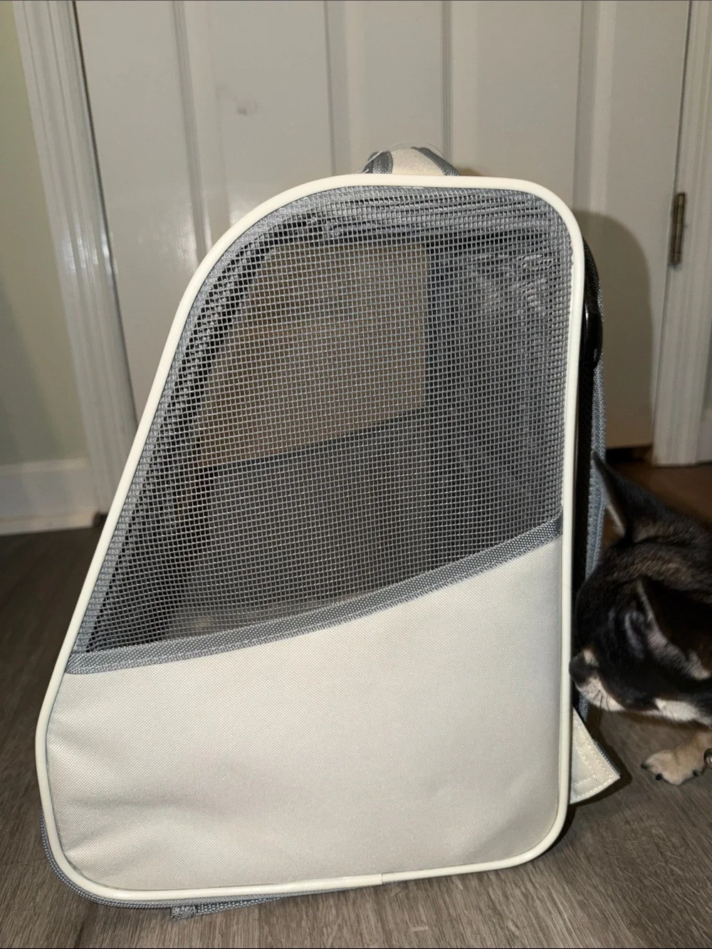 Tesla Life Dog/Cat travel carrier